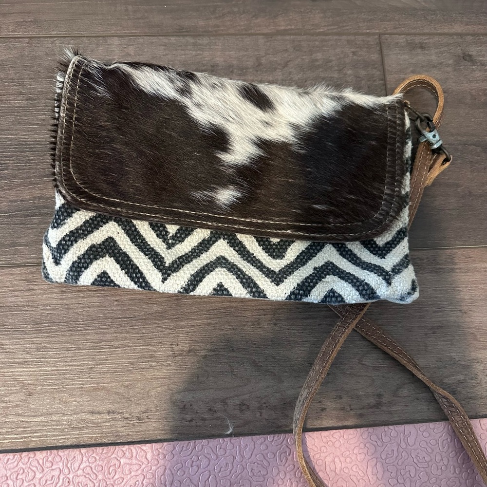 Maya Black and Brown Patterned Clutch